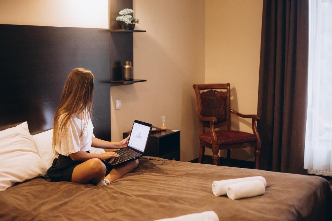 Alex Hotel Odessa Ngoại thất bức ảnh